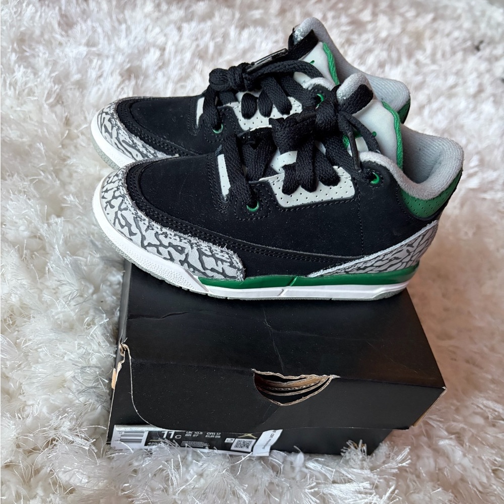 Jordan 3 Retro (PS) Black and Green Kids Sneakers